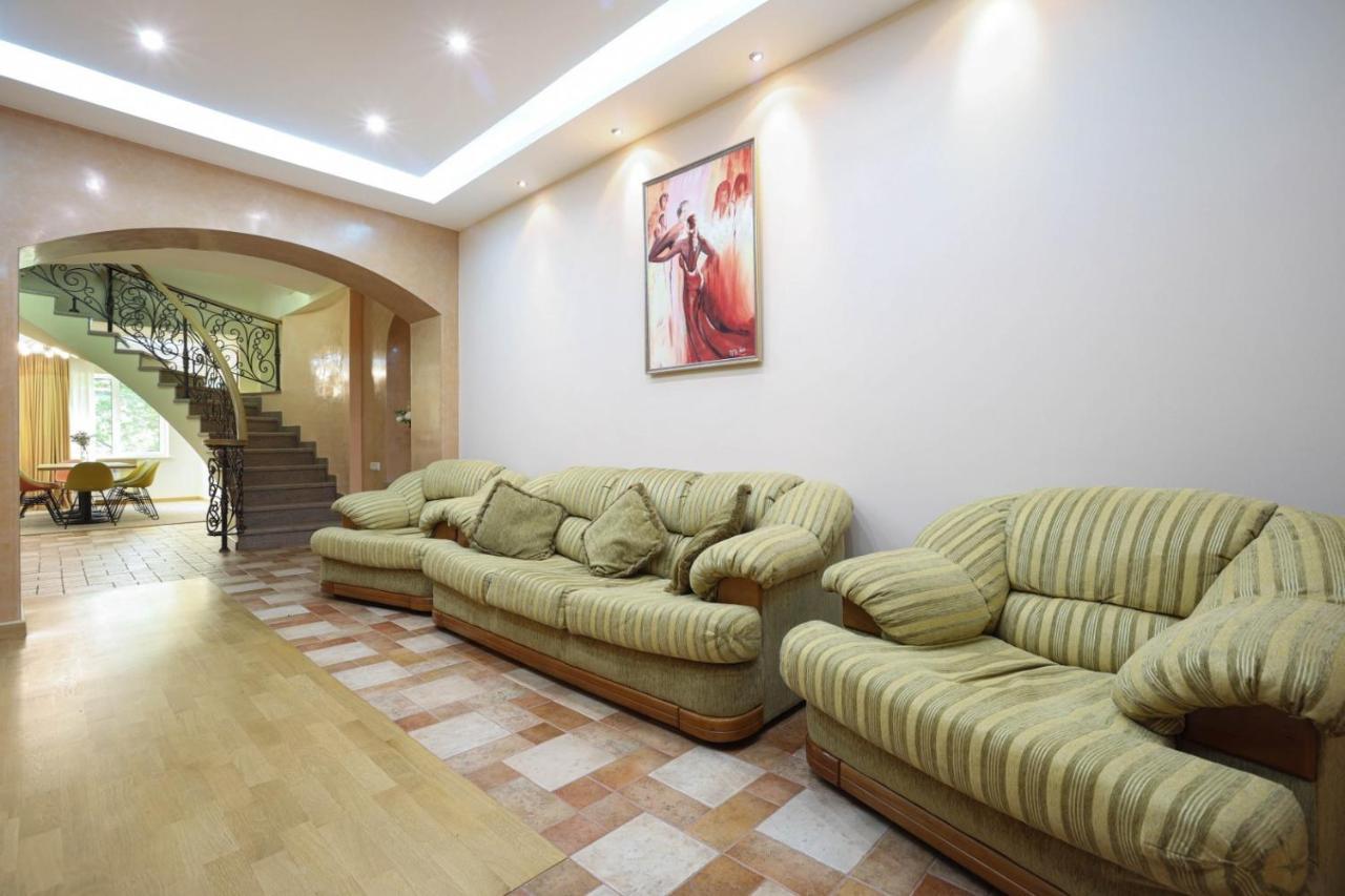 Stay Inn Apart-Hotel On Sayat-Nova Avenue Yerevan Exterior photo